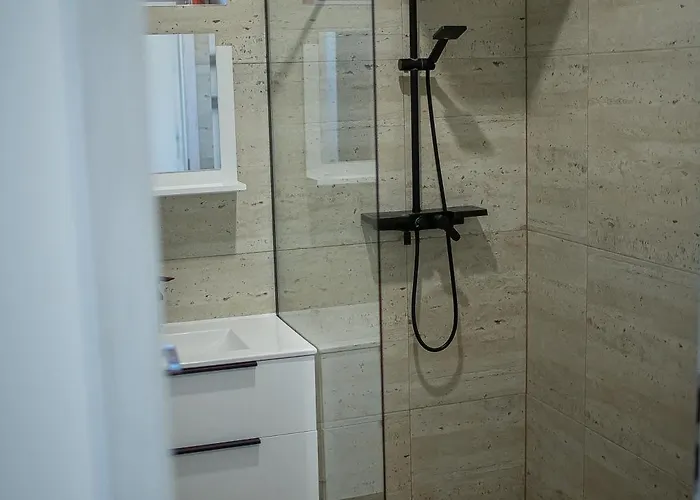 Barka Vendeghaz Apartment *